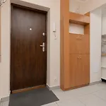 Dickens St By Renters * Warschau